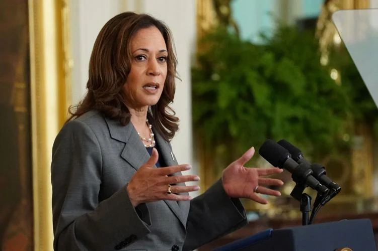 Harris to Revive Blocked Border Bill