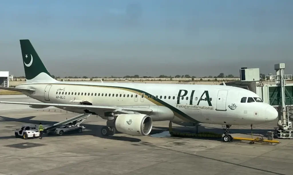 PIA Likely to Be Sold to Qatar or Abu Dhabi